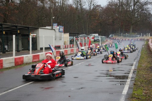 AS Mantaise karting décembre 2023 père noël