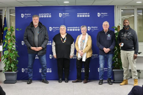 Médailles Jeunesse Sports Engagement Associatif Mantes-la-Jolie février 2025